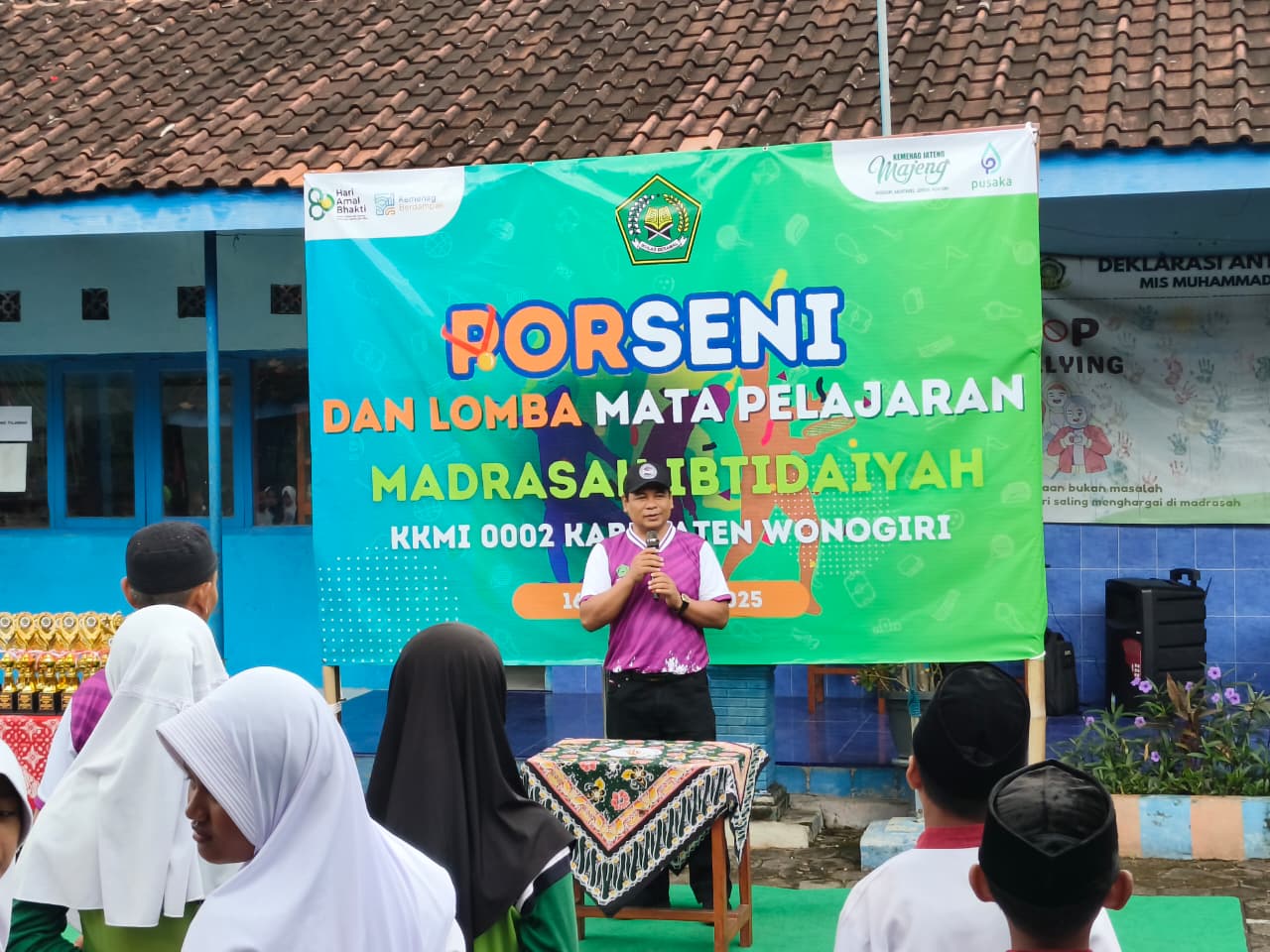 Kakankemenag Wonogiri Hadiri PORSENI dan Lomba Mata Pelajaran di MI Demangan