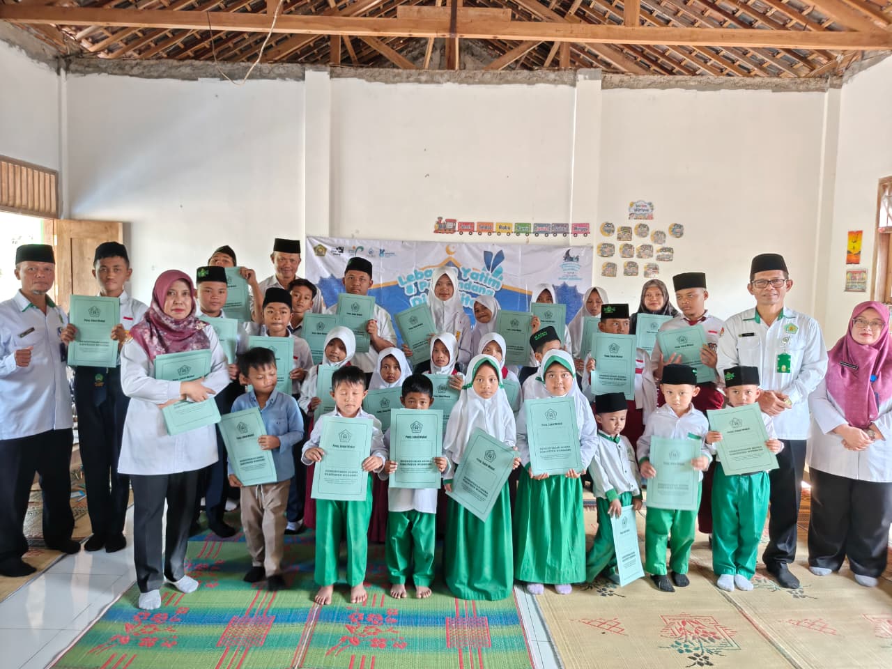 Tasyaruf Zakat Kemenag Wonogiri Hadirkan Kebahagiaan bagi Yatim dan Penyandang Disabilitas