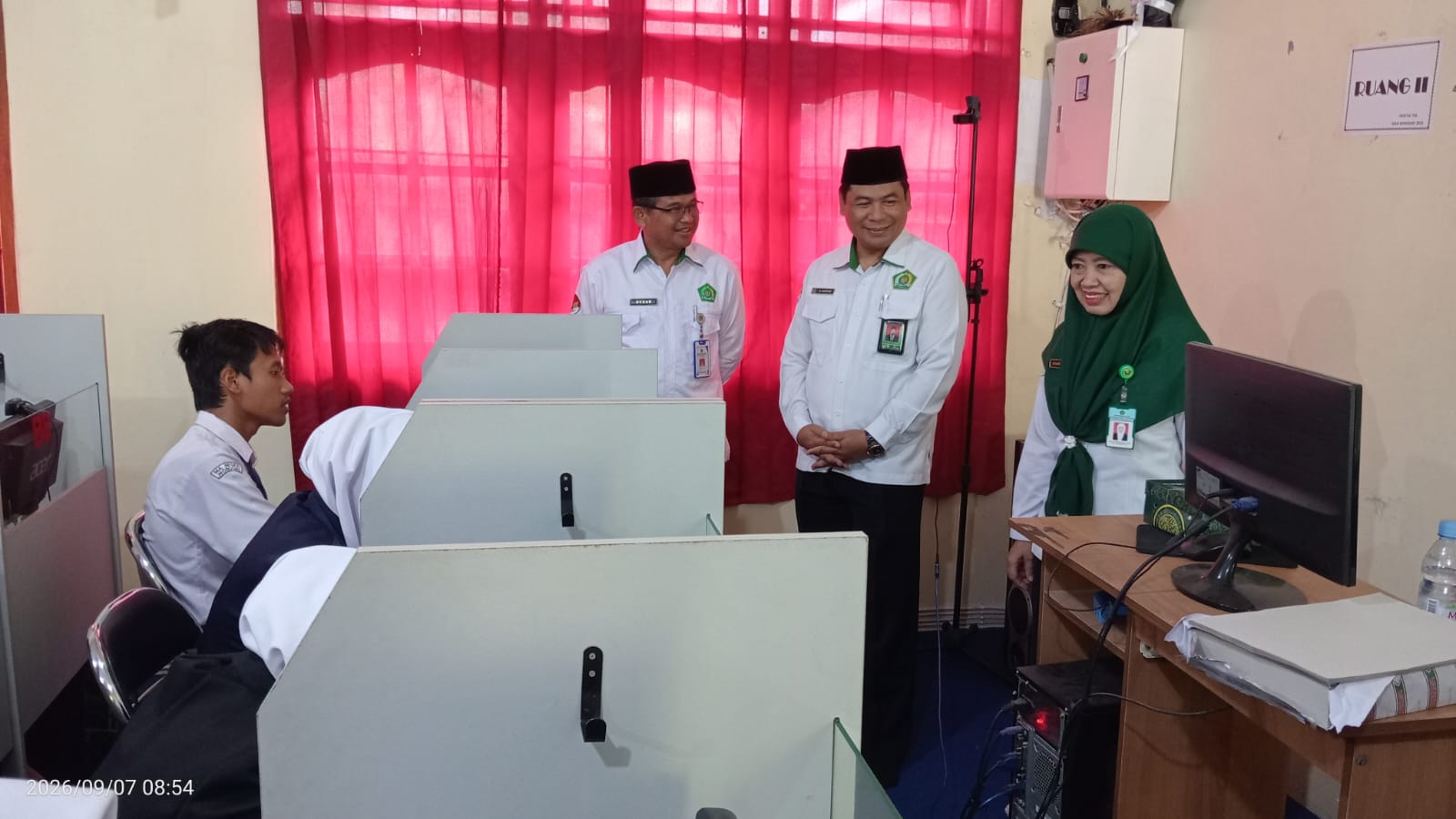 Kakankemenag Wonogiri Pantau Pelaksanaan OMI Tingkat Madrasah Aliyah