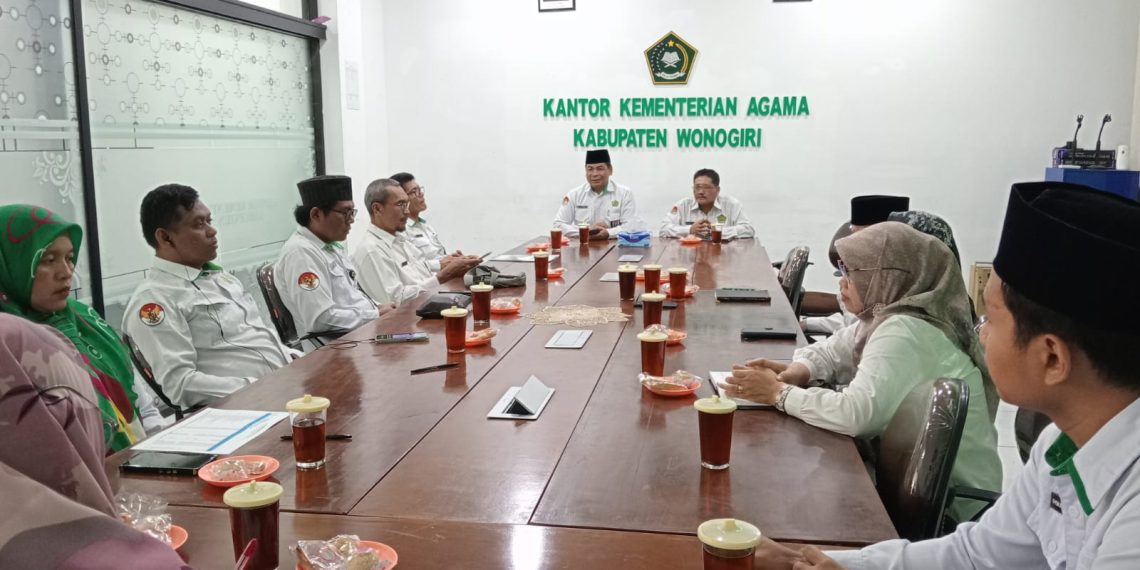 Perkuat Layanan KUA, Kemenag Wonogiri Evaluasi Anggaran dan Pembinaan SDM Bimas Islam